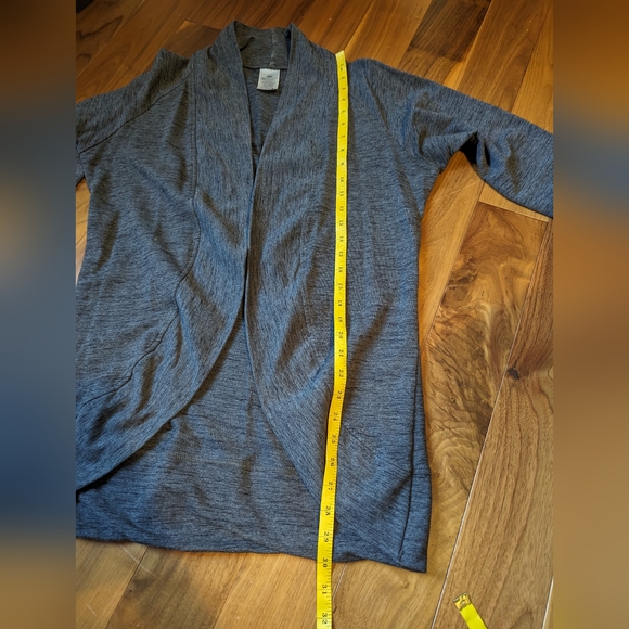 J76 athletic wear open front cardigan EUC Large - Picture 4 of 4